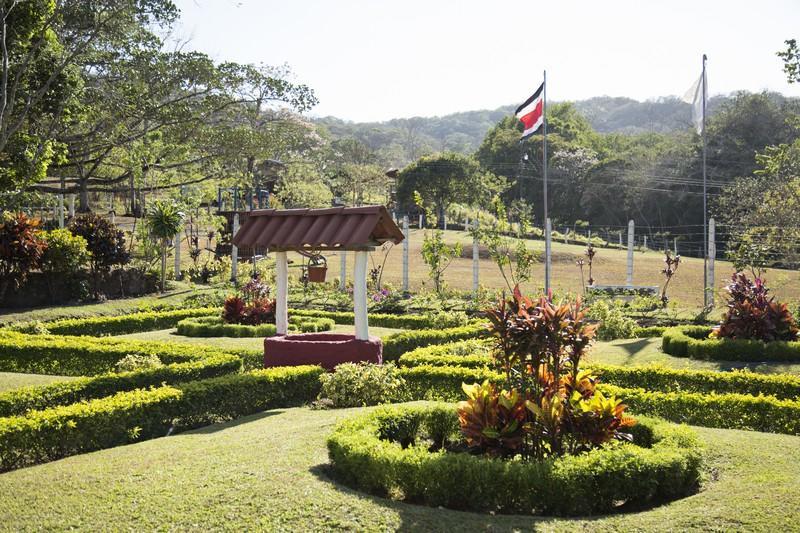 Hotel Hacienda El Rodeo Vueltas Luaran gambar