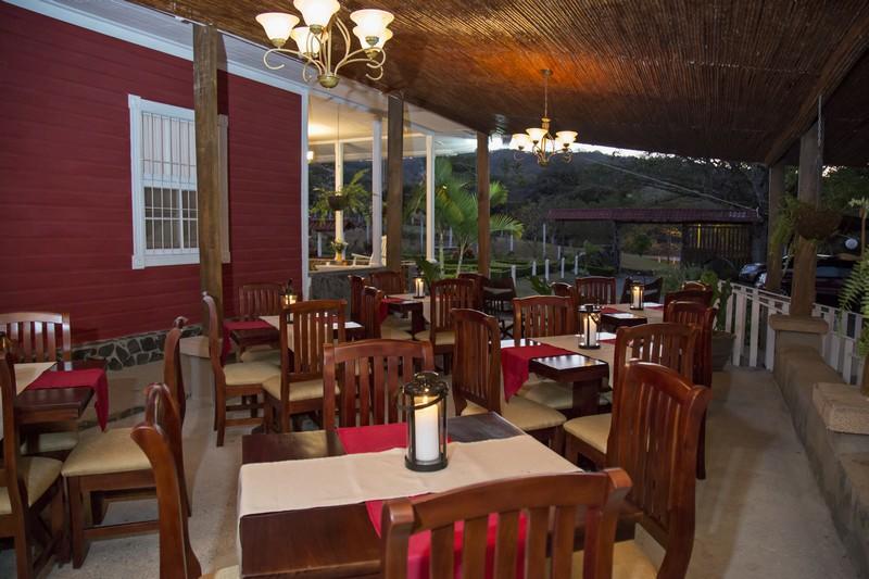 Hotel Hacienda El Rodeo Vueltas Luaran gambar