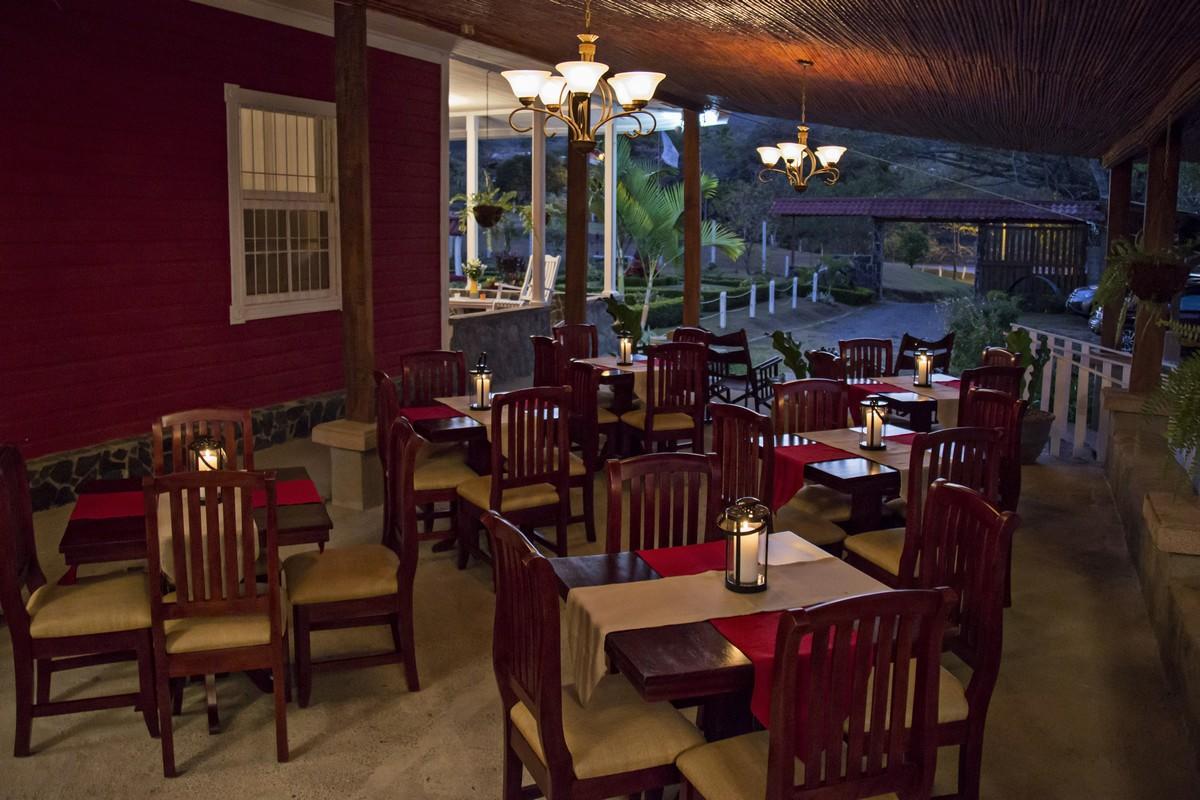 Hotel Hacienda El Rodeo Vueltas Luaran gambar